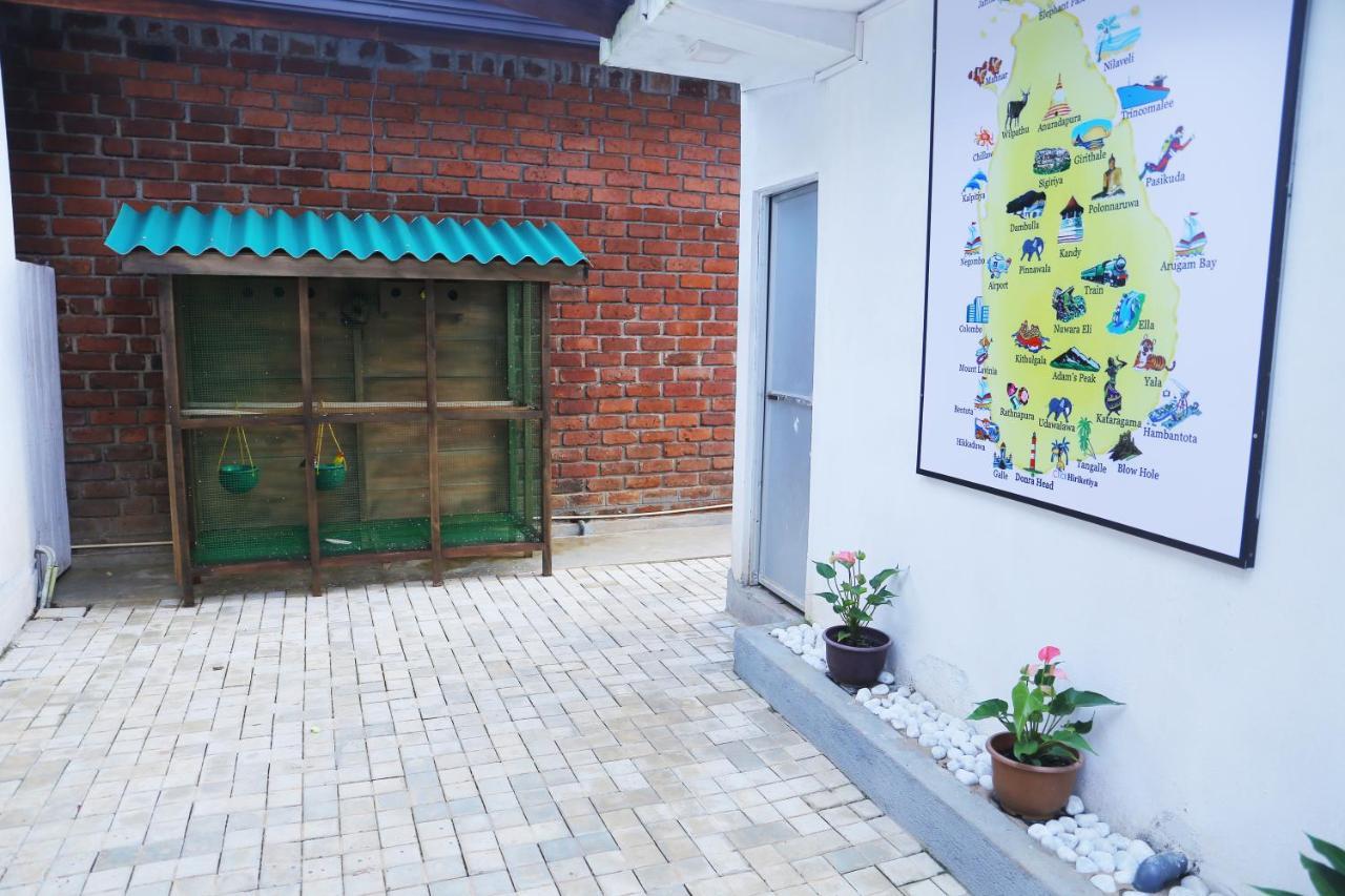 Click Hiriketiya Hotel Dikwella Exterior foto